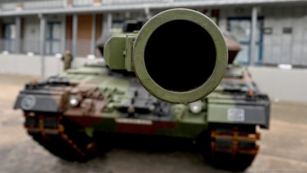 На Украину прибыли обещанные Берлином 18 танков Leopard 2<br />
