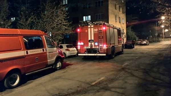 В Екатеринбурге произошел пожар в многоэтажке<br />
