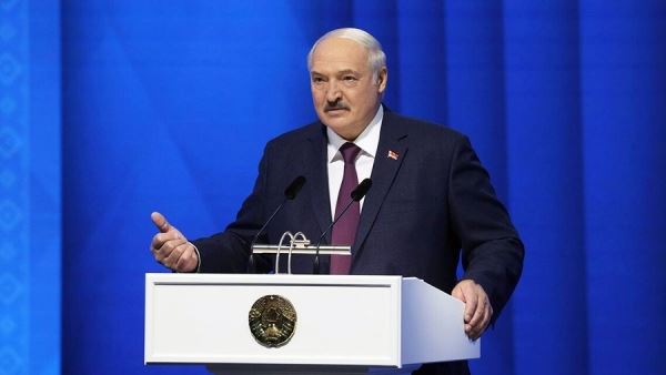Лукашенко предложил союзникам научить Запад защите прав человека<br />
